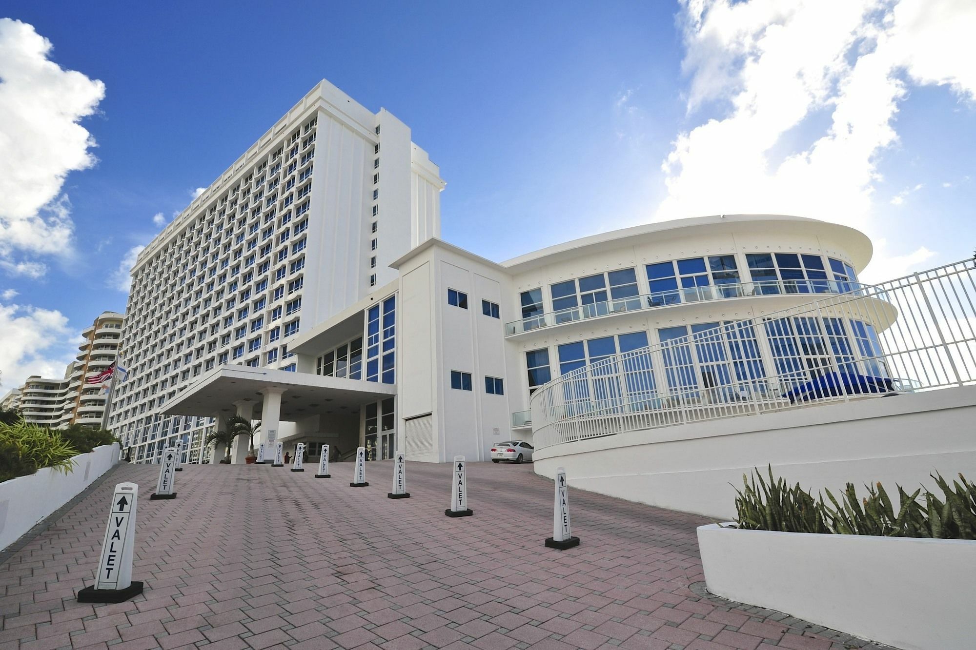 Collins Apartments By Design Suites Miami Beach Exterior foto