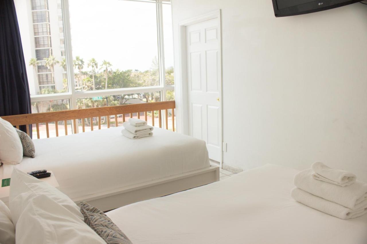 Collins Apartments By Design Suites Miami Beach Exterior foto